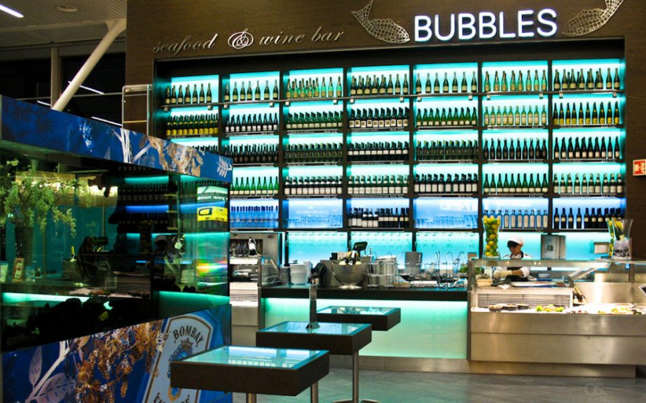 Friday Blog - Pauza na jednom od 9 aerodroma sa najboljim barovima